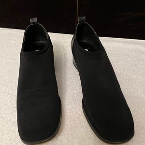 Donald J Pliner Women’s Shoes Black Size 6.5 Leather & Stretch Material